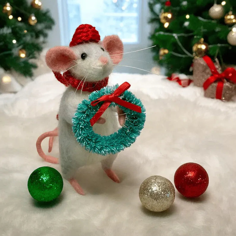 Souris de Noël en Feutrine – Poupée d'Art Fait Main (Délai : 15 Jours)